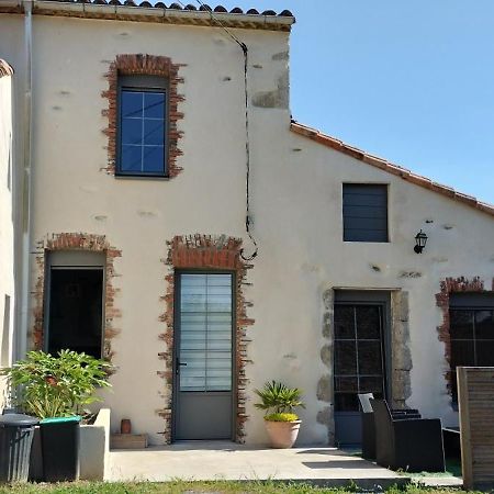 Chez Henri Villa Les Herbiers Luaran gambar