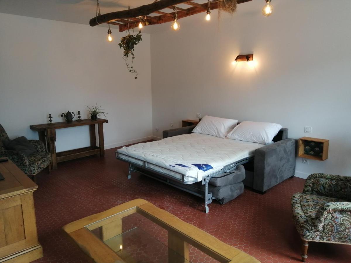 Chez Henri Villa Les Herbiers Luaran gambar